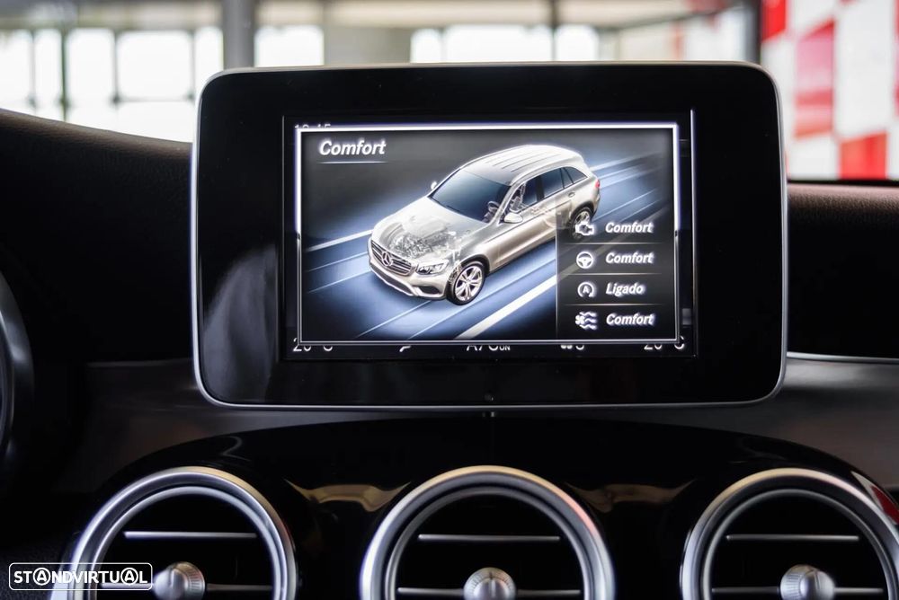 Mercedes-Benz GLC 250 d AMG Line 4-Matic - 42