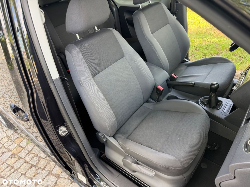 Volkswagen Caddy Maxi Comfortline BMT - 24