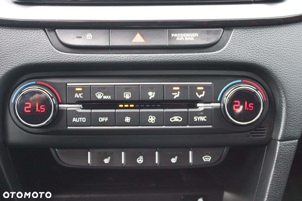 Kia ProCeed - 32