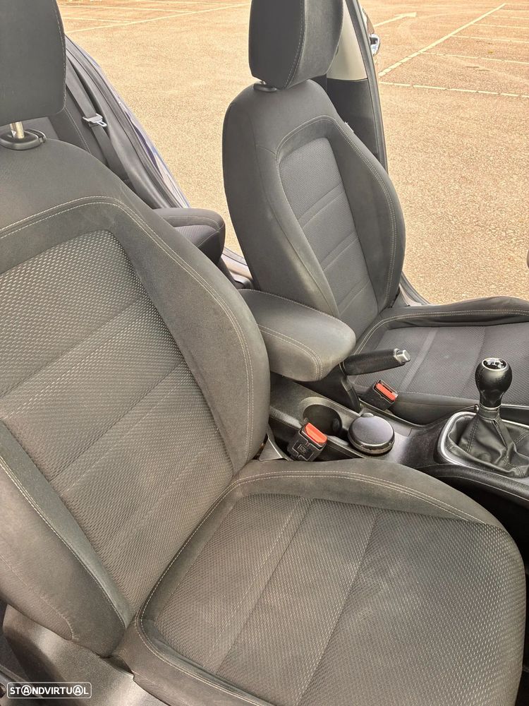Fiat Tipo Station Wagon 1.3 M-Jet Lounge - 13