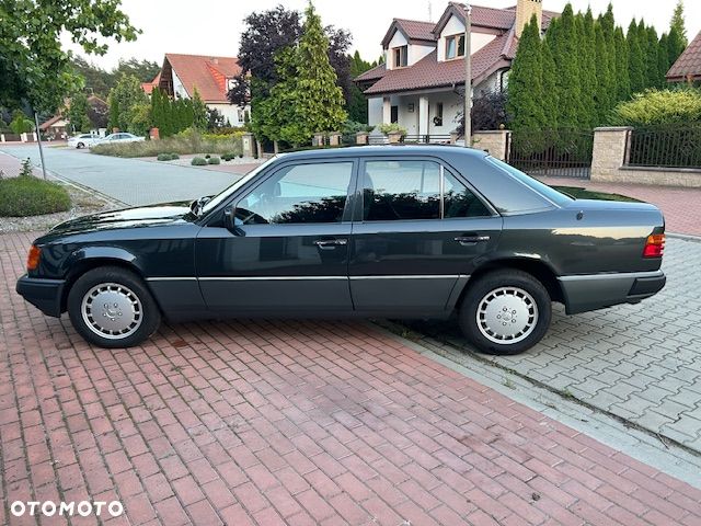 Mercedes-Benz W124 (1984-1993) - 9