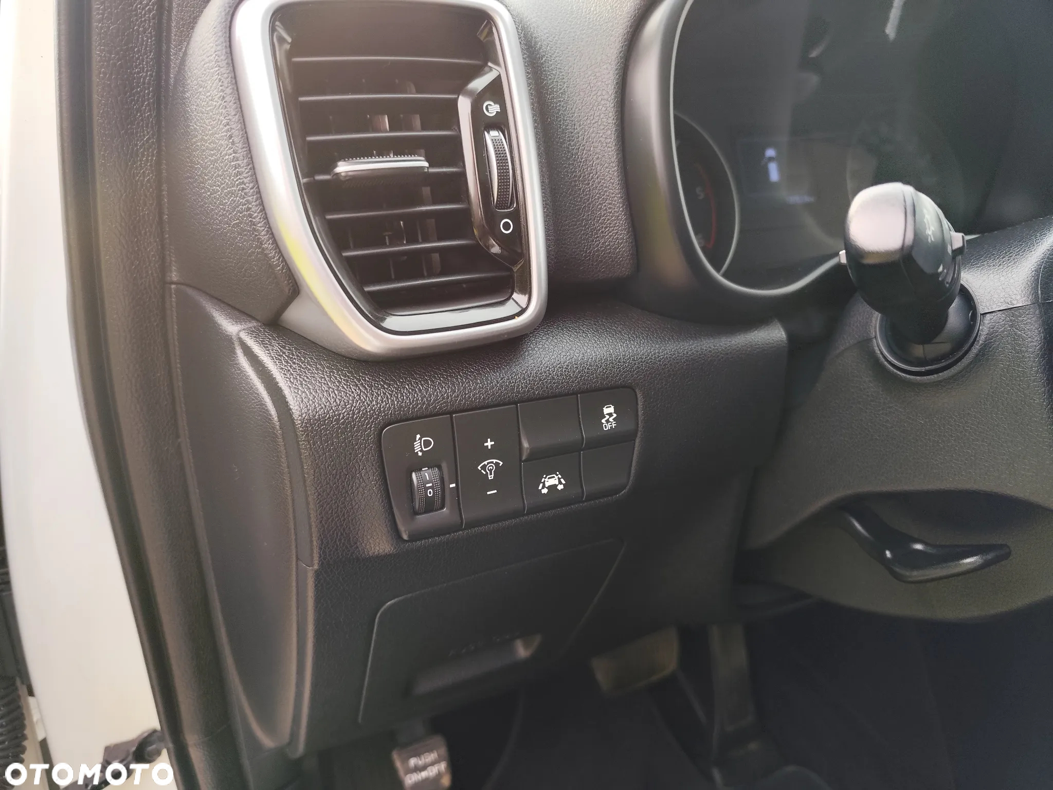 Kia Sportage - 15