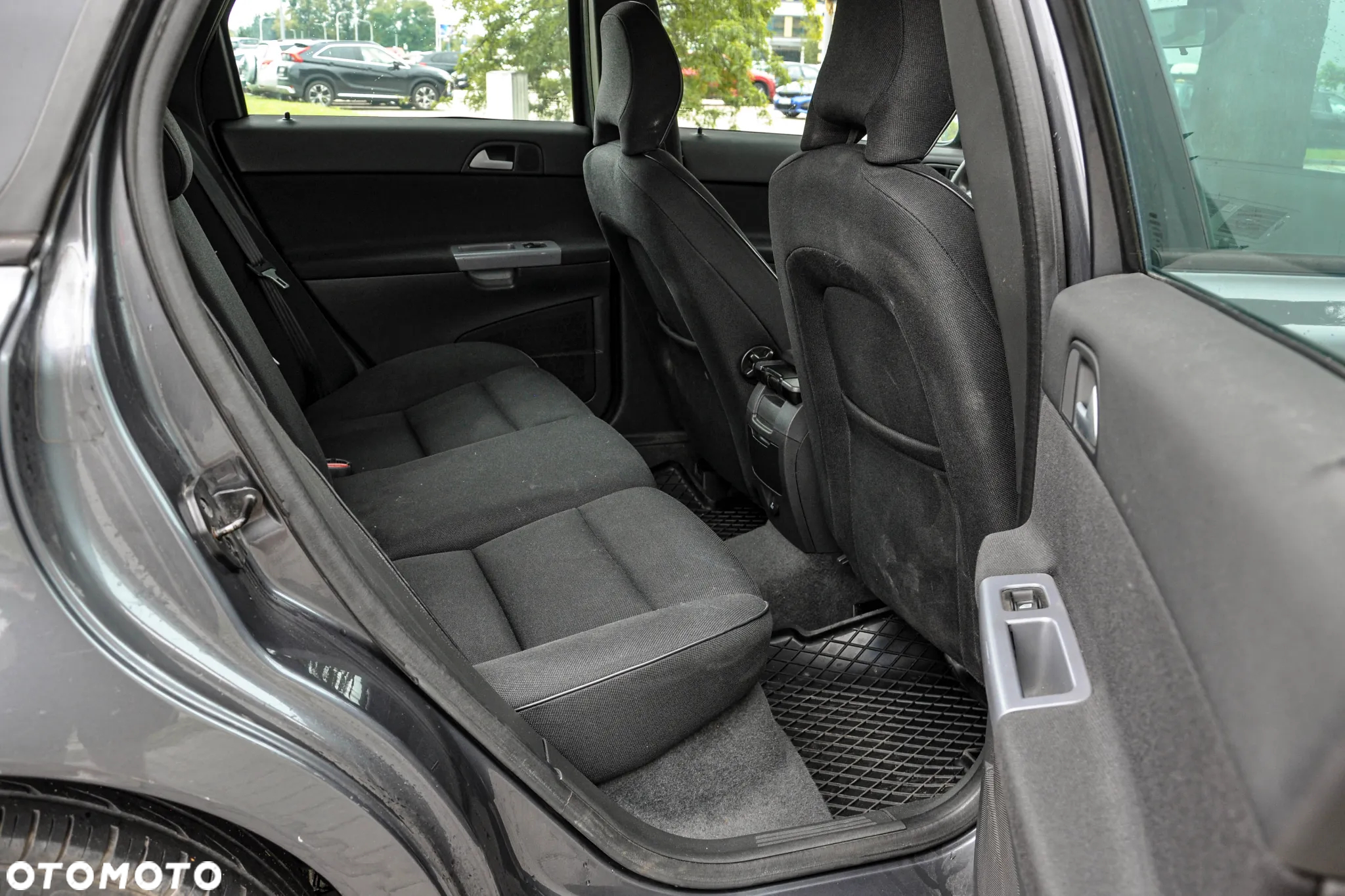 Volvo V50 - 11