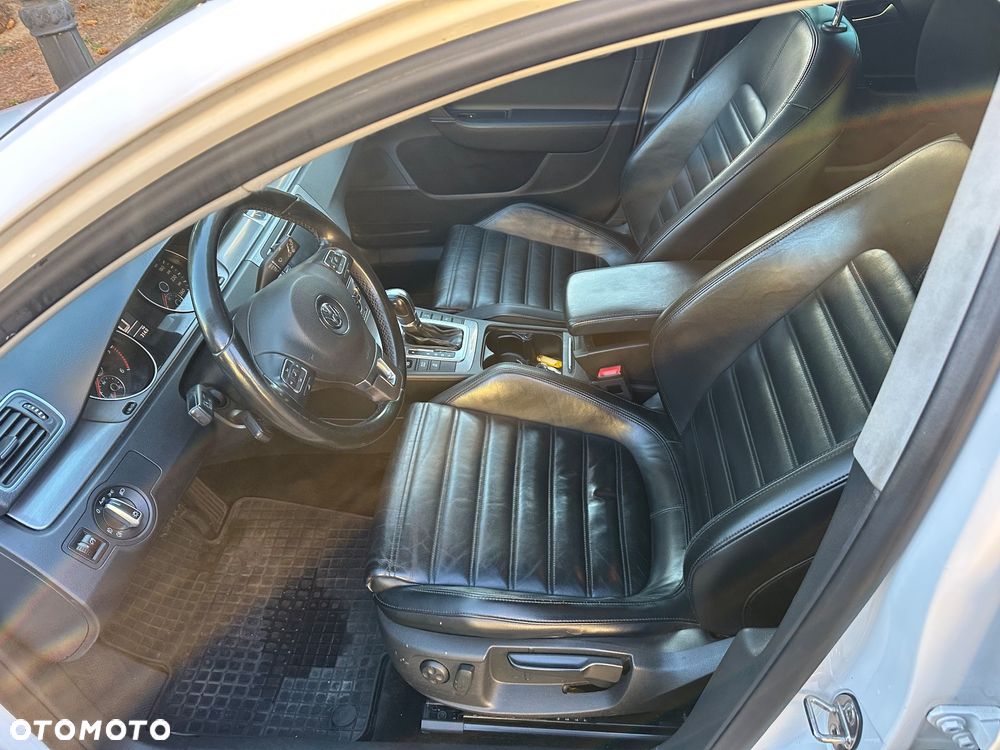 Volkswagen Passat 2.0 TDI 4Mot Highline DSG - 16
