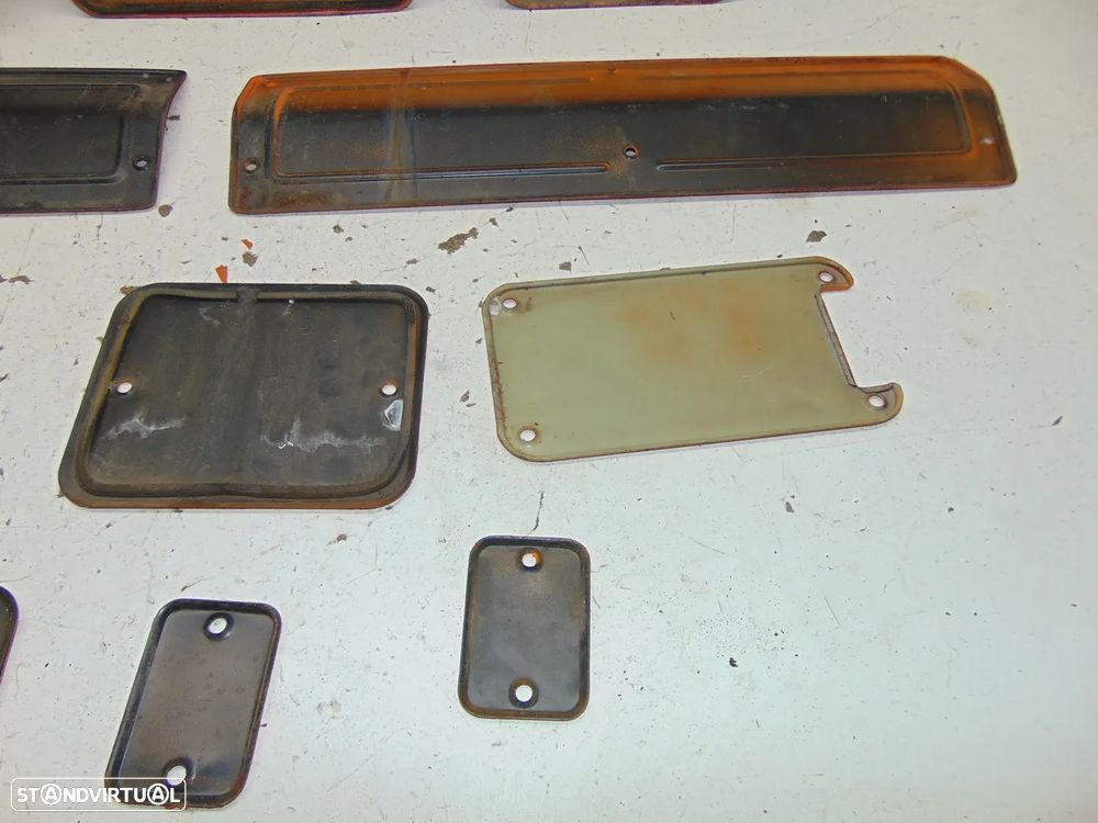 Toyota Hiace LH20 1º modelo chapas interior - 7