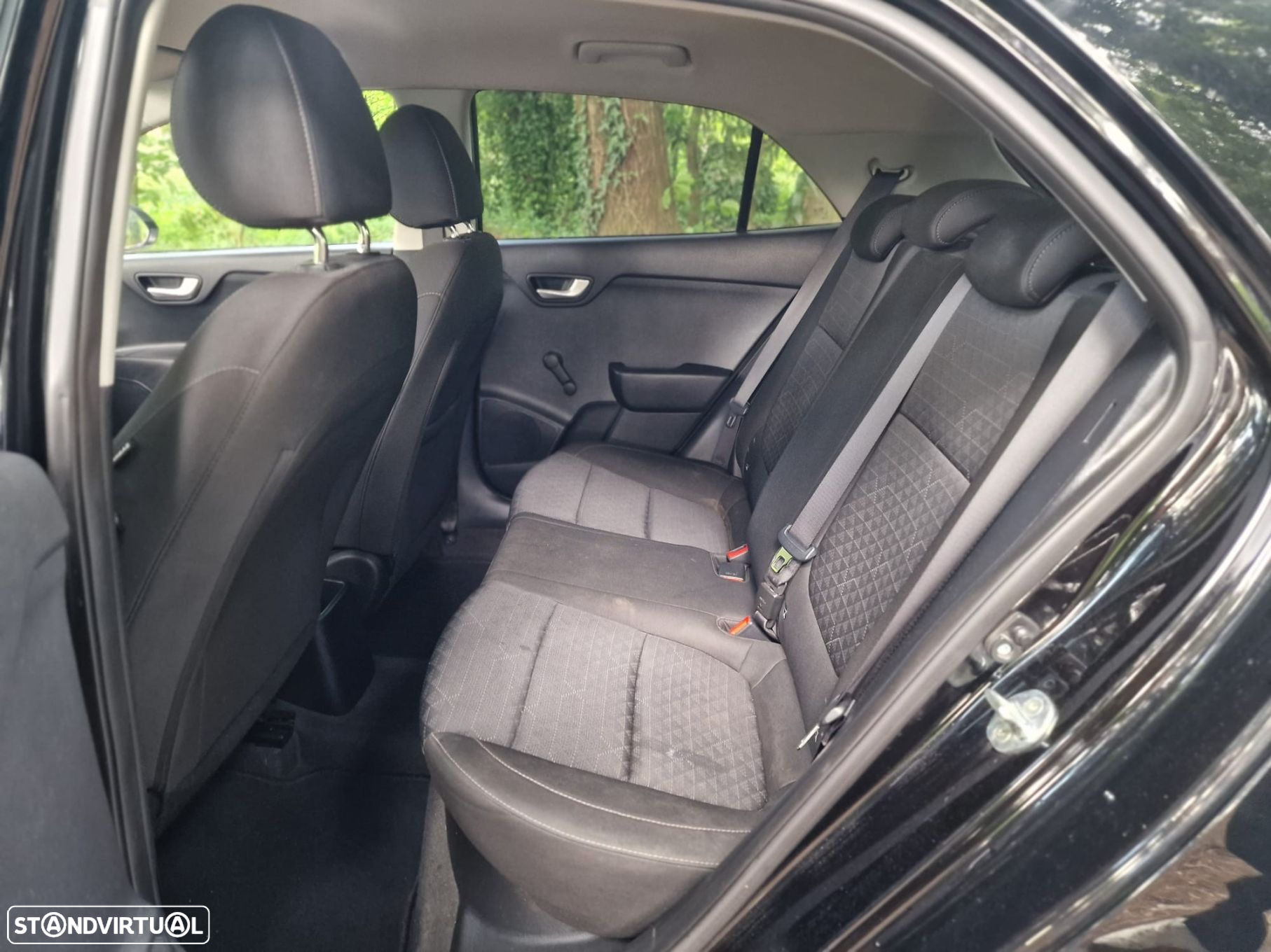 Kia Rio 1.2 CVVT Dynamic - 31