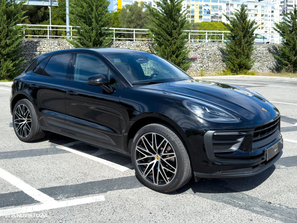 Porsche Macan 2023 photo 2
