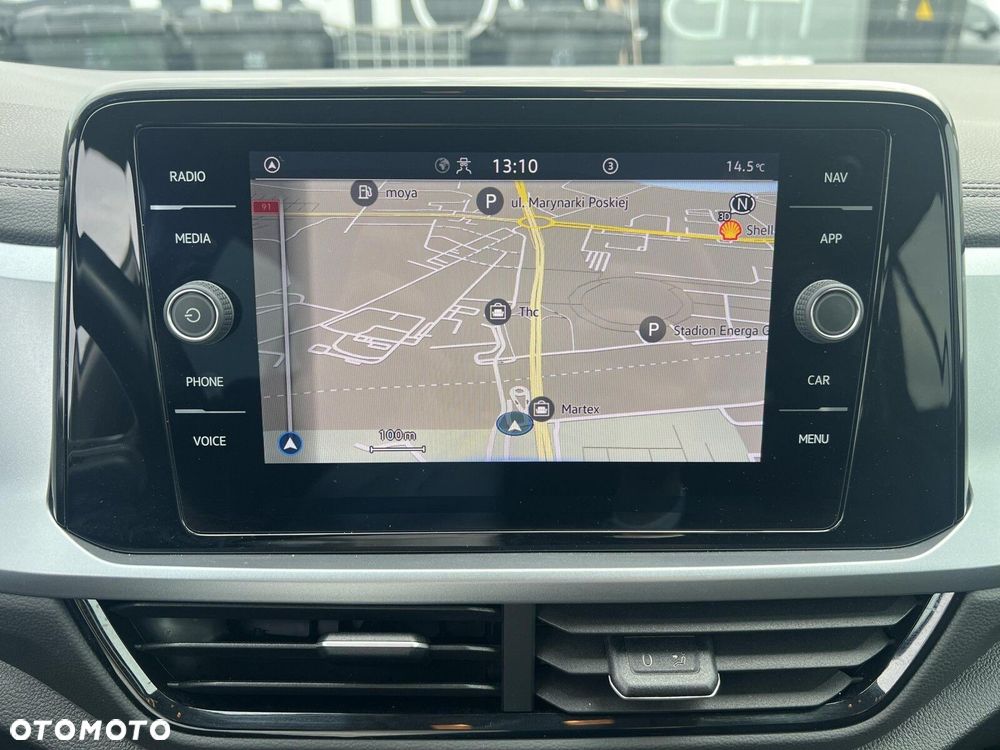Volkswagen T-Roc - 11