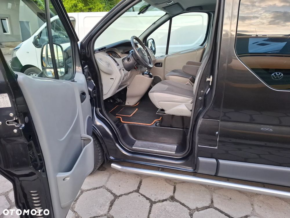 Opel Vivaro 2010 LONG DUBEL KABINA 5osobowy 2.5CDTI 150KM - 16