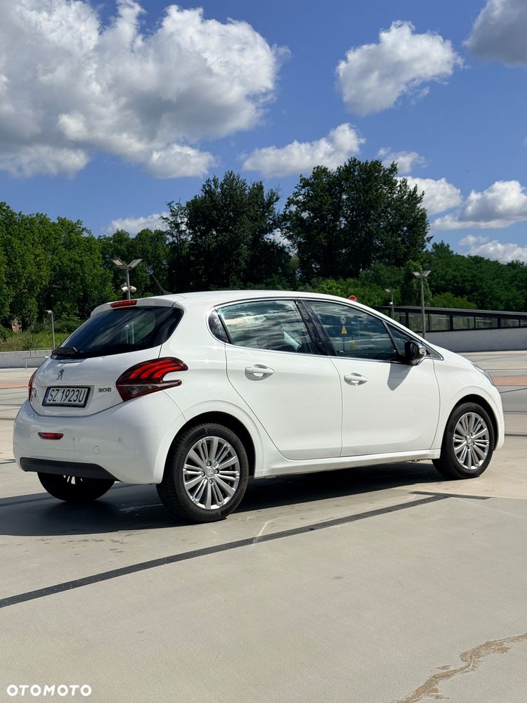 Peugeot 208 1.2 PureTech Allure S&S - 7
