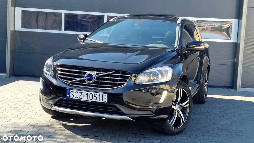 Volvo XC 60 D5 AWD Geartronic Summum - 3