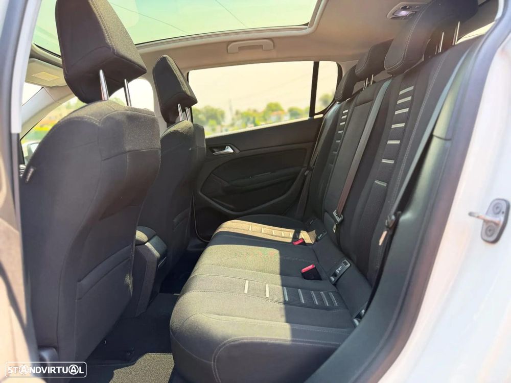 Peugeot 308 1.6 e-HDi Active J17 - 14