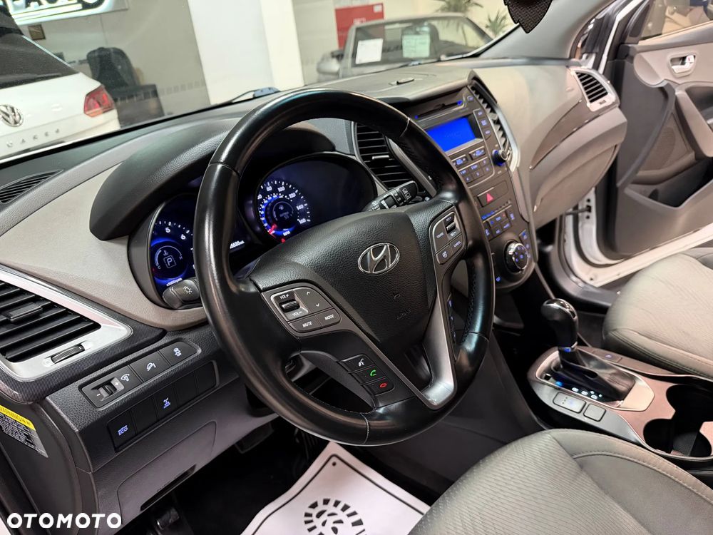Hyundai Santa Fe - 25