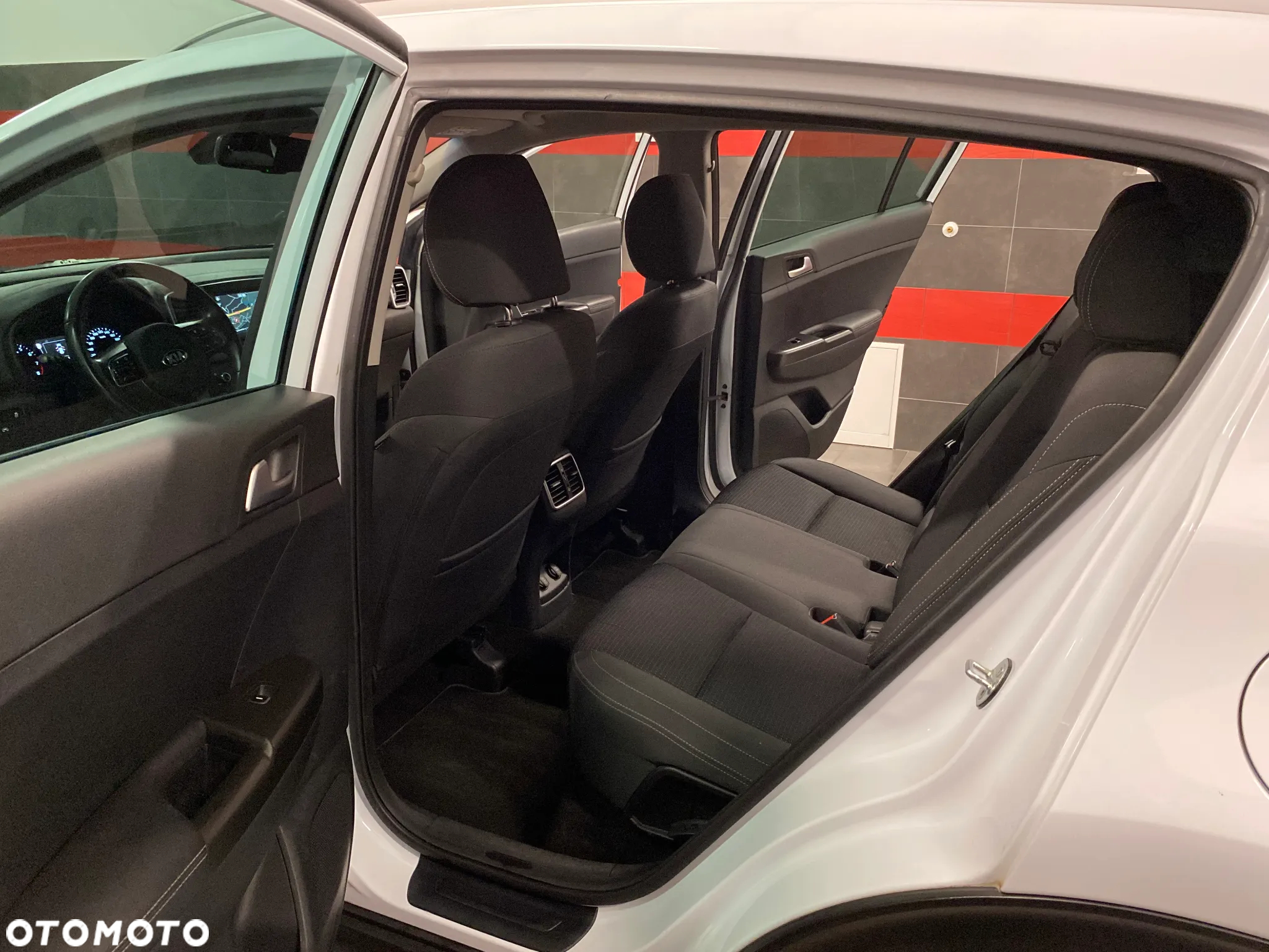 Kia Sportage 1.6 GDI 2WD Edition 7 - 25