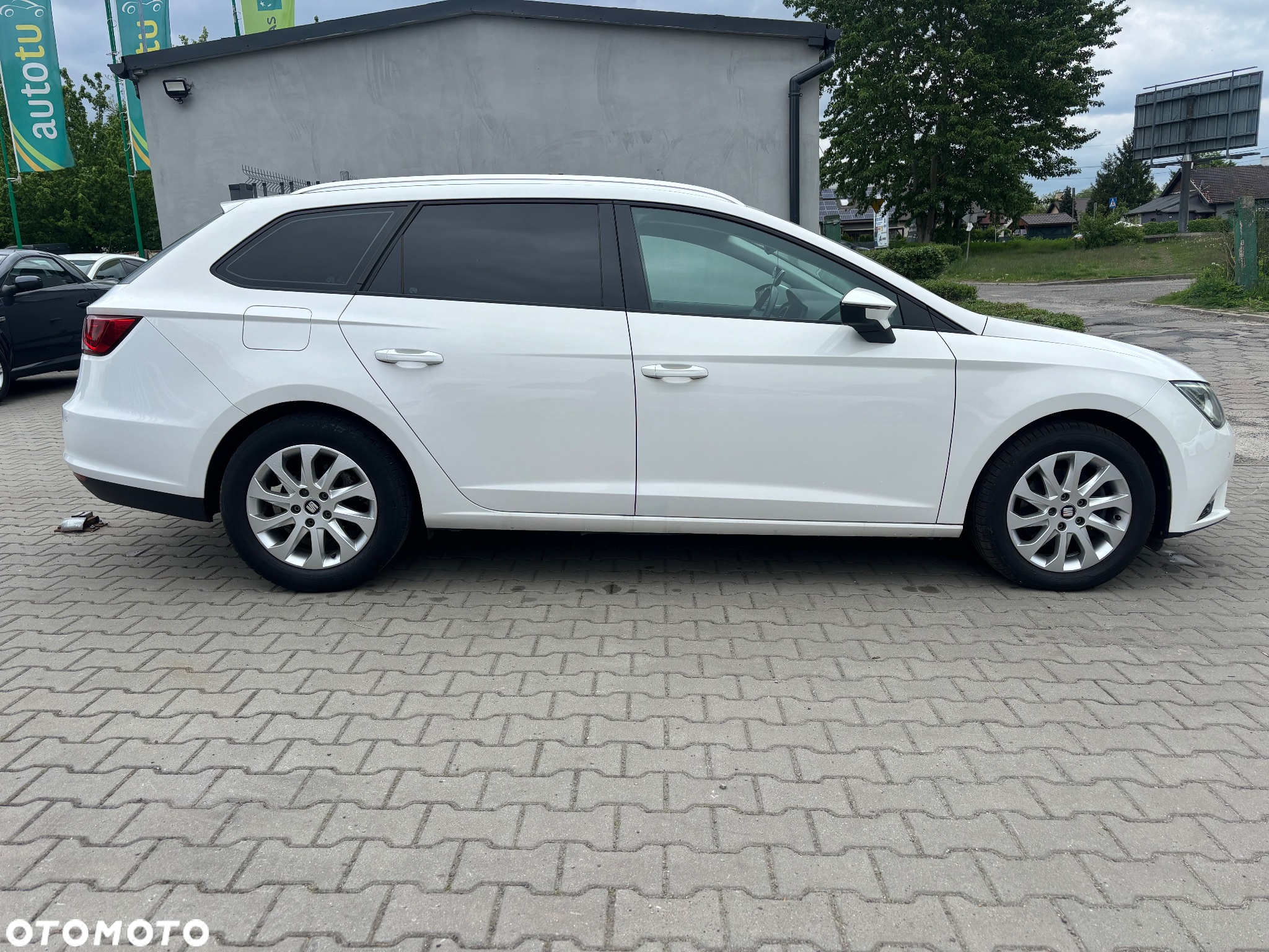 Seat Leon 2.0 TDI DPF Style - 4