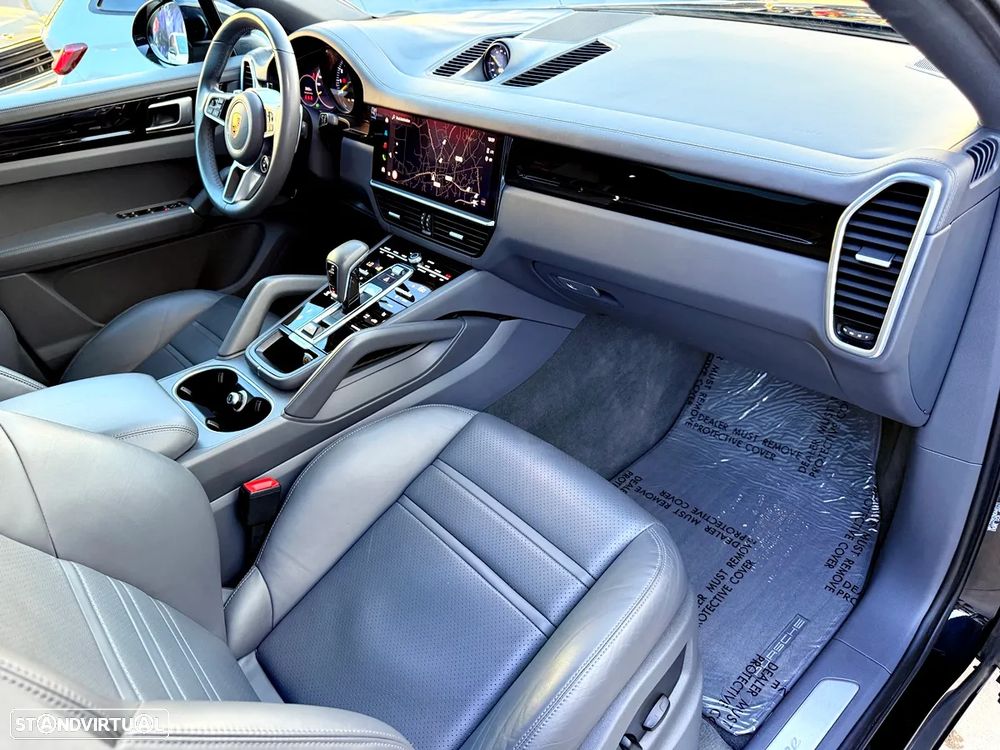 Porsche Cayenne Coupé E-Hybrid Tiptronic S - 25
