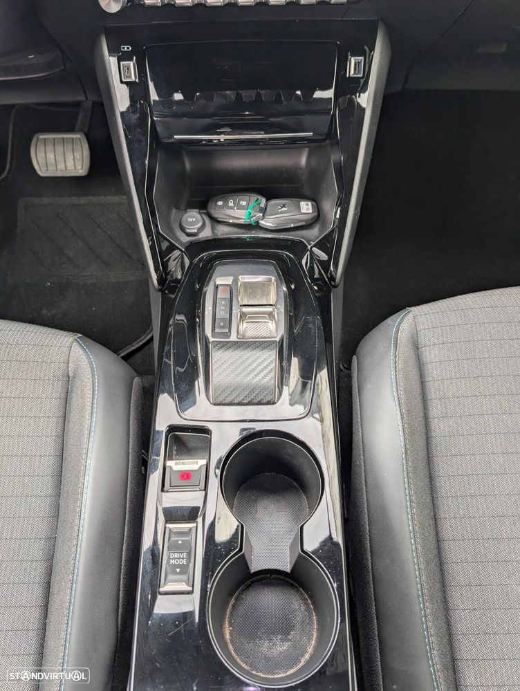 Peugeot e-2008 50 kWh Allure Pack - 18