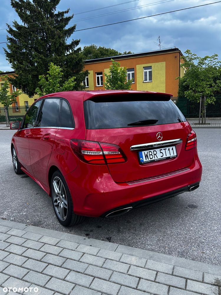 Mercedes-Benz Klasa B 180 7G-DCT AMG Line - 4