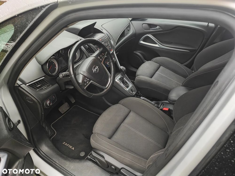 Opel Zafira Tourer 2.0 CDTI Automatik Edition - 2