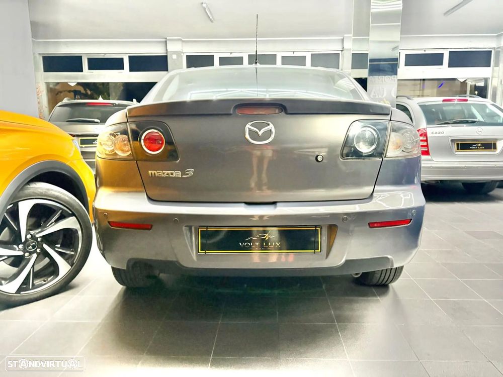 Mazda 3 Sedan MZ-CD 1.6 Exclusive Plus - 19