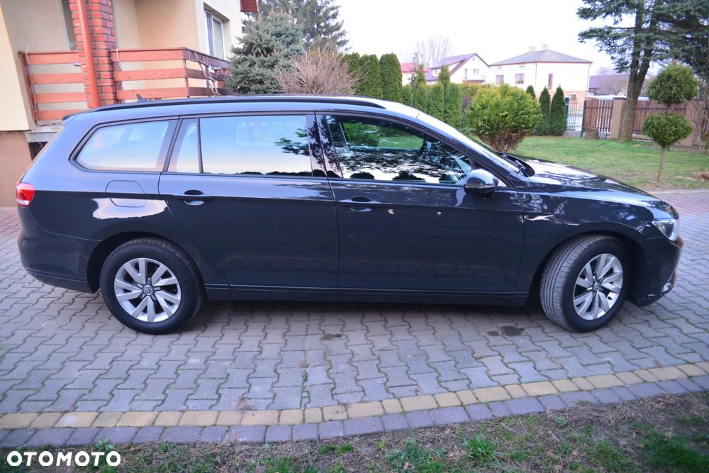 Volkswagen Passat - 5