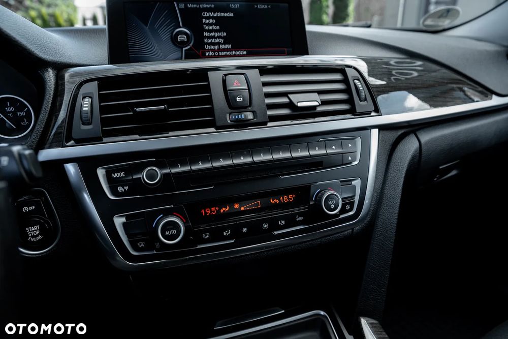 BMW Seria 3 320d Efficient Dynamic Edition - 38