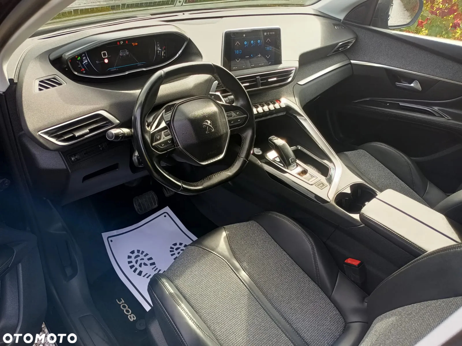 Peugeot 3008 1.6 BlueHDi Active S&S EAT6 - 18