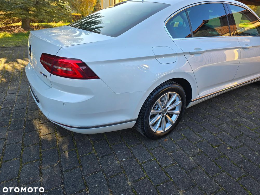 Volkswagen Passat 1.8 TSI BMT Highline - 4