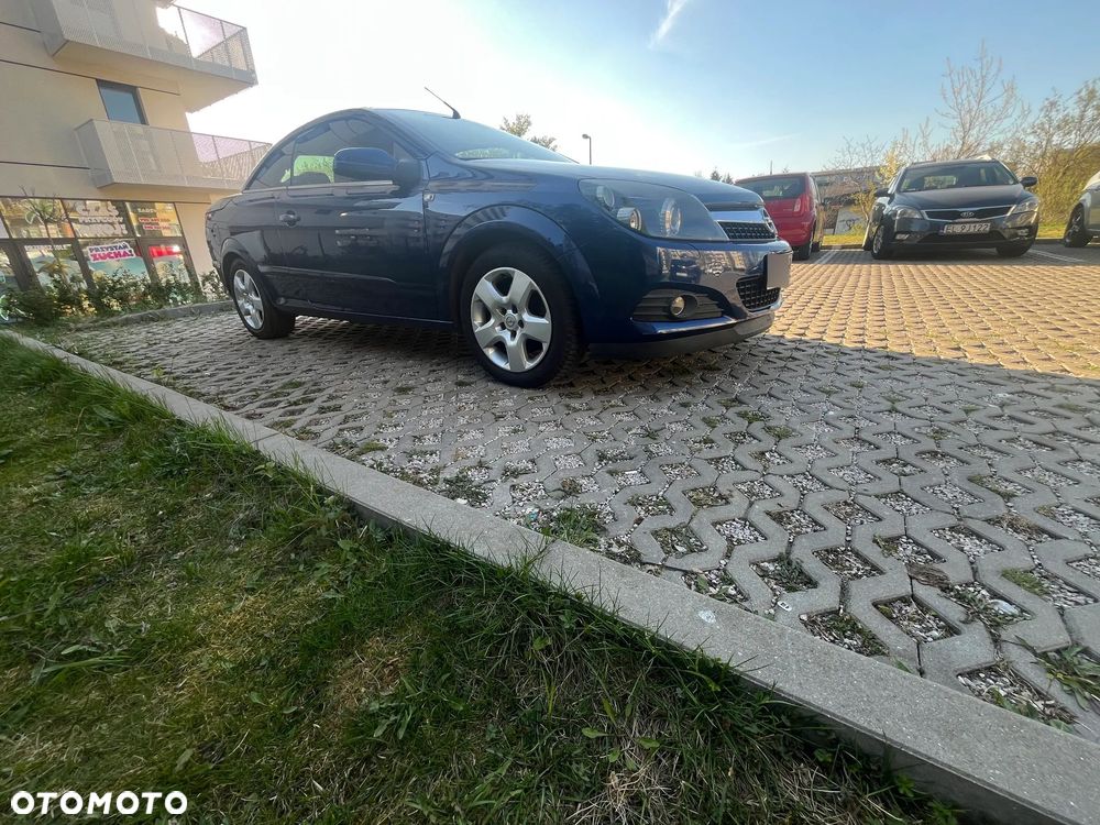 Opel Astra 2.0 Turbo Cosmo - 6