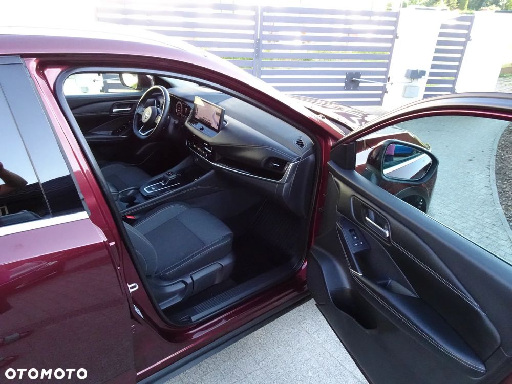 Nissan Qashqai 1.3 DIG-T MHEV N-Connecta Xtronic - 17