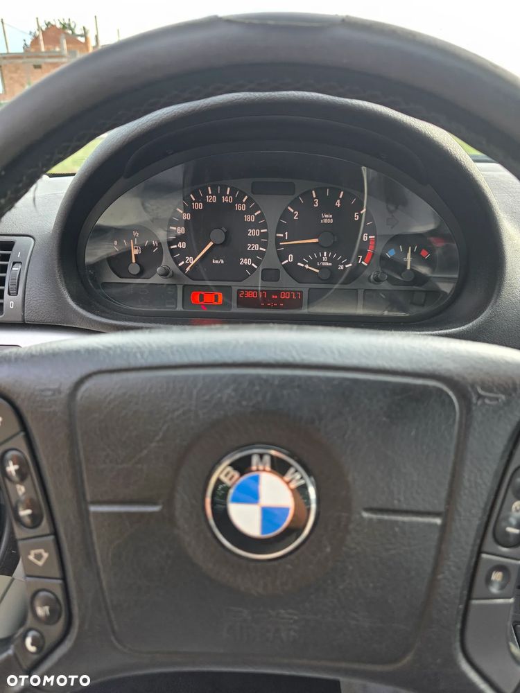 BMW Seria 3 328i - 20