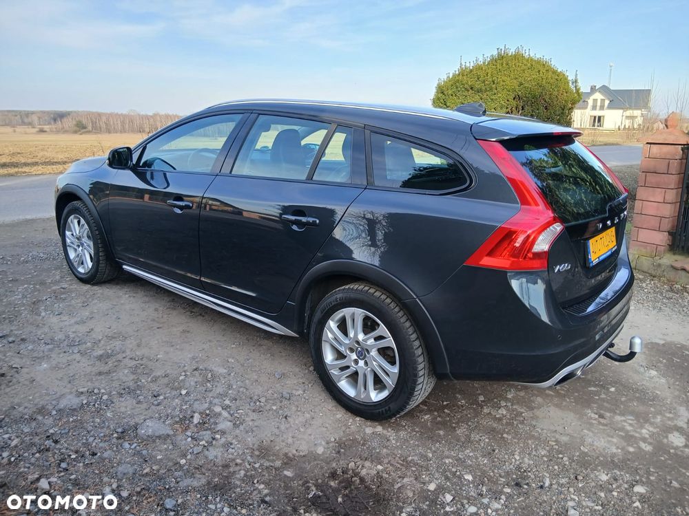 Volvo V60 D3 Summum - 12