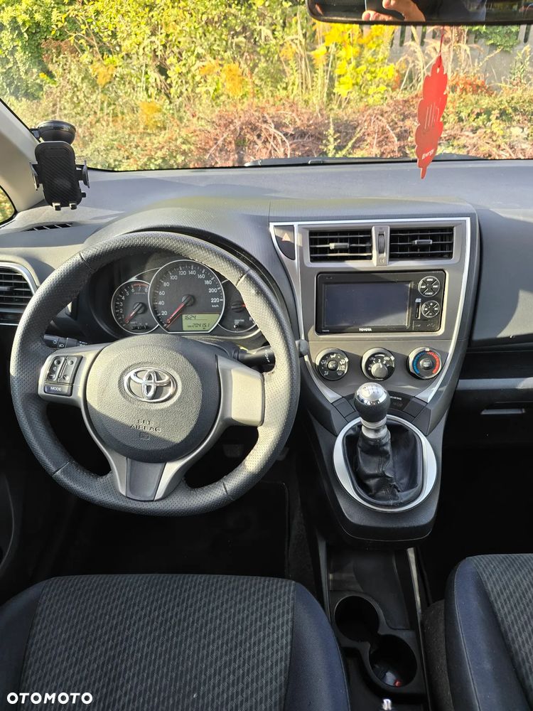 Toyota Verso S 1.33 VVT-i - 7