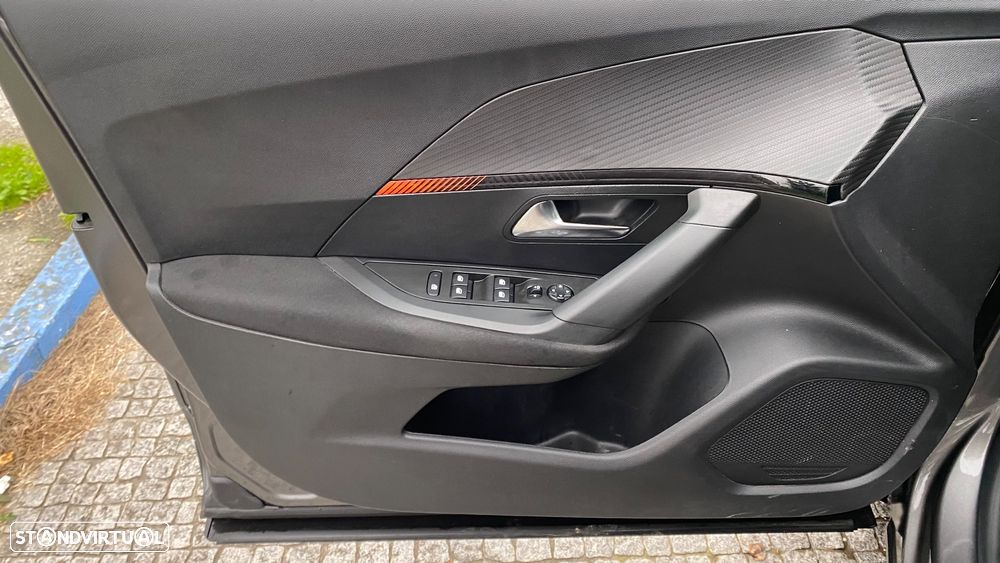 Peugeot 2008 1.5 BlueHDi Active Pack - 20