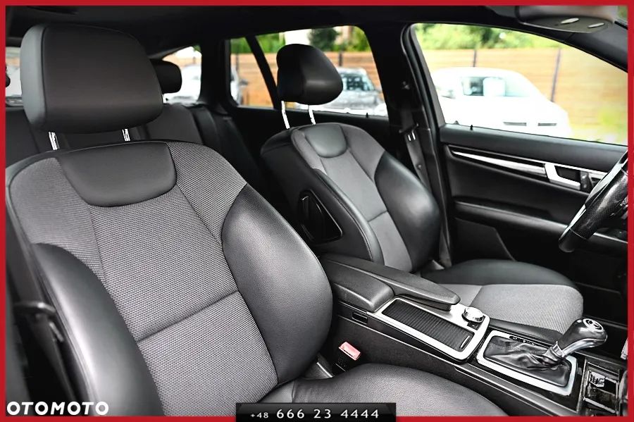 Mercedes-Benz Klasa C 180 T BlueEFFICIENCY 7G-TRONIC Avantgarde - 21