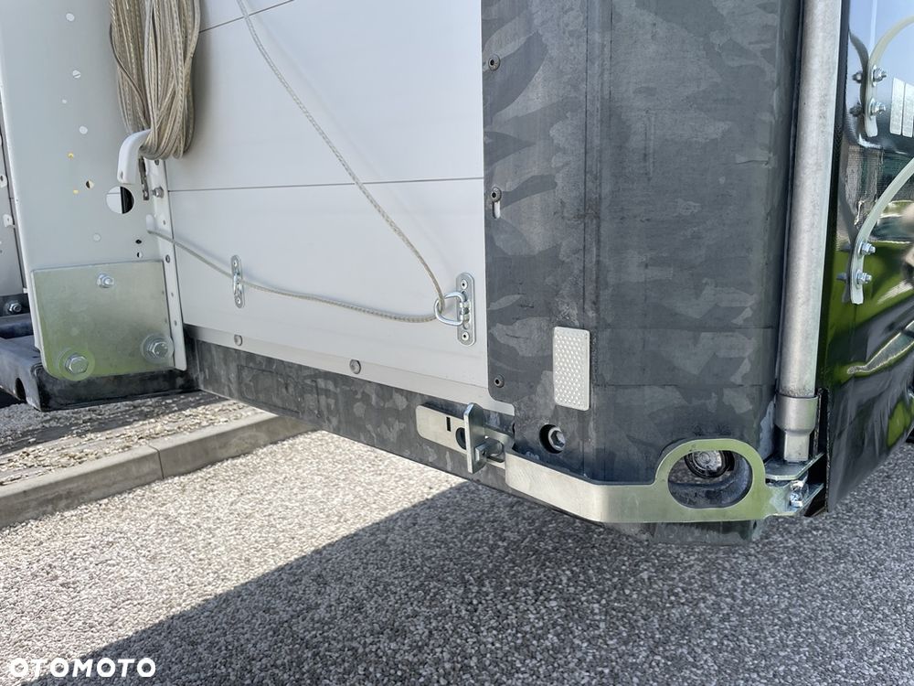 Schmitz Cargobull 2017**STANDARD**OŚ.POD**PALECIARA**JAK NOWA - 20