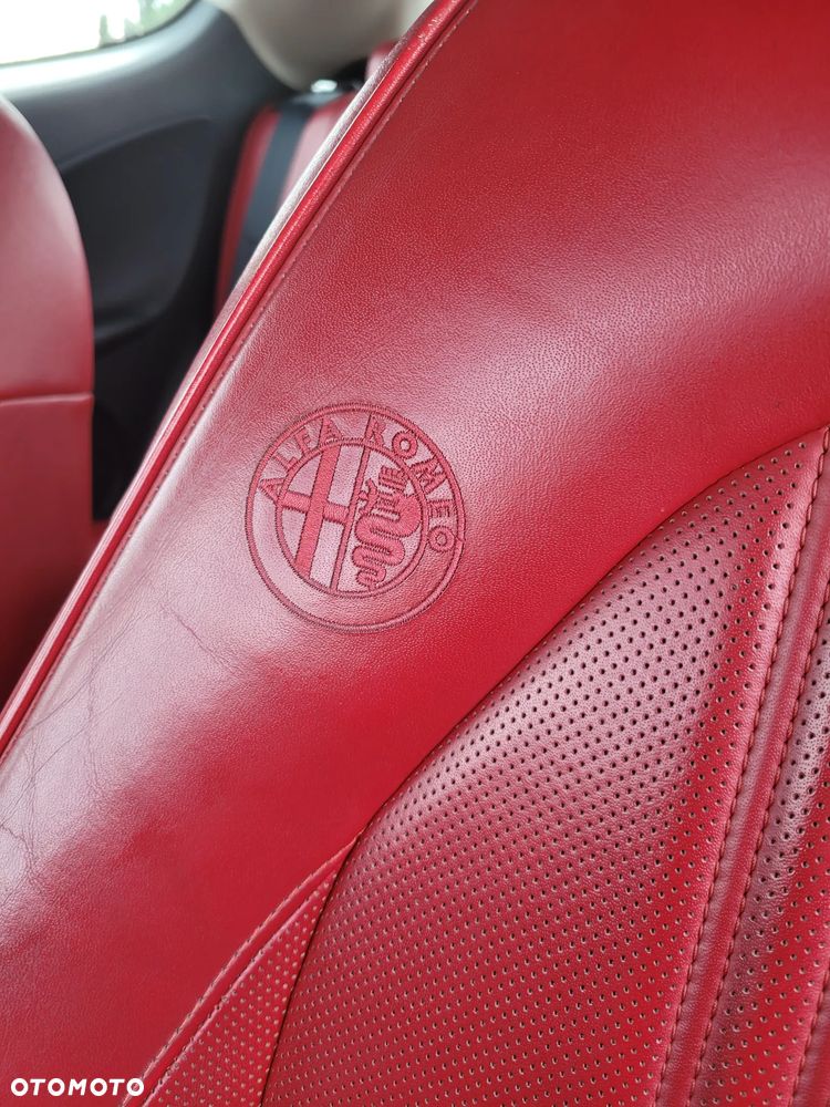 Alfa Romeo Mito 1.3 JTDM - 8