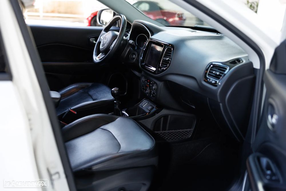 Jeep Compass 1.6 M-Jet Limited - 27