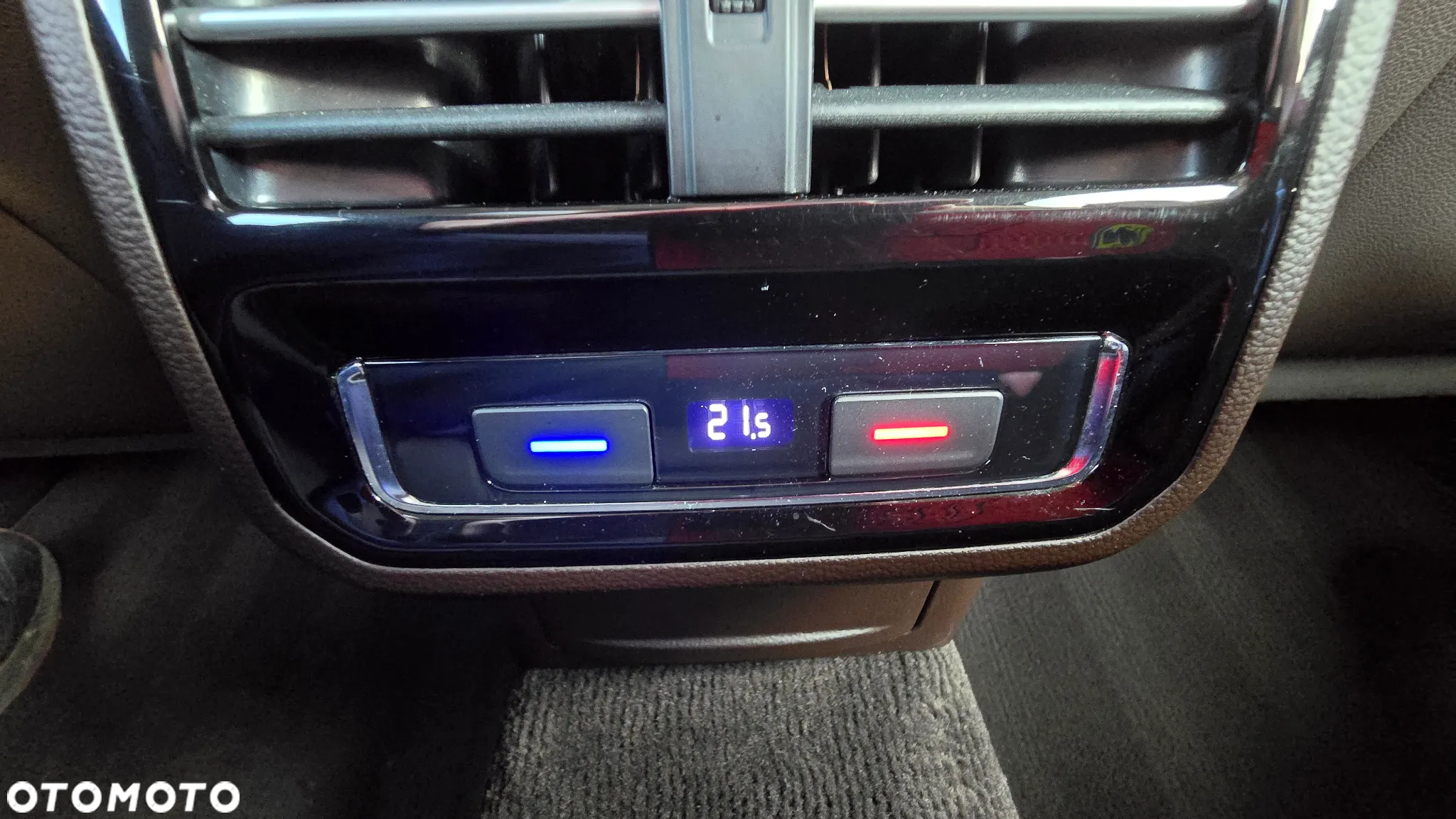 Volkswagen Passat - 40