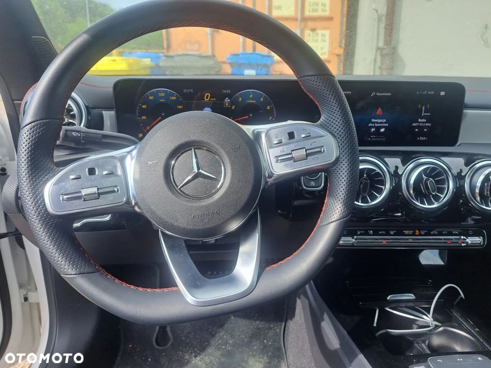 Mercedes-Benz CLA - 4