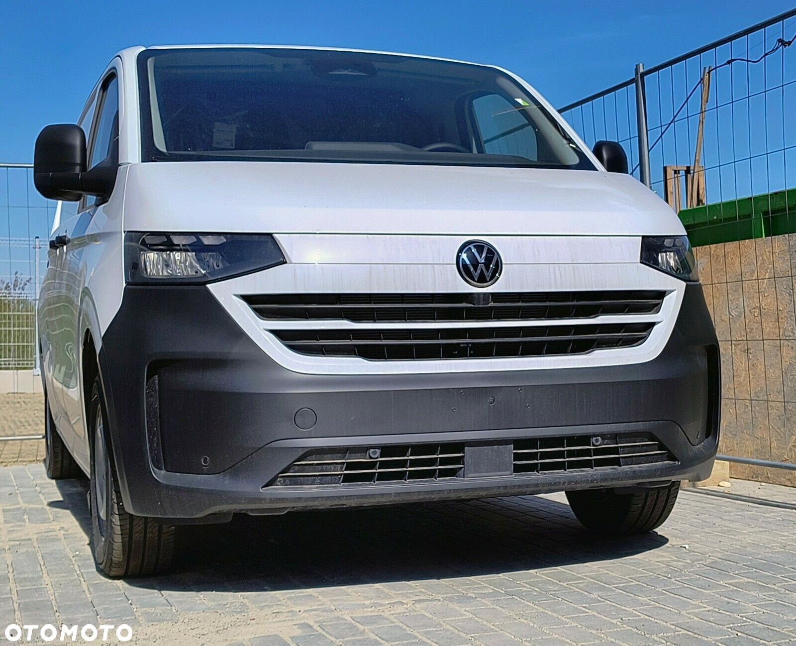 Volkswagen Transporter Transporter Furgon silnik: 2,0 l TDI 4MO 150 KM / skrzynia biegów: 8-biegowa automatyczna 4MOTION rozstaw osi: 3500 mm - 1