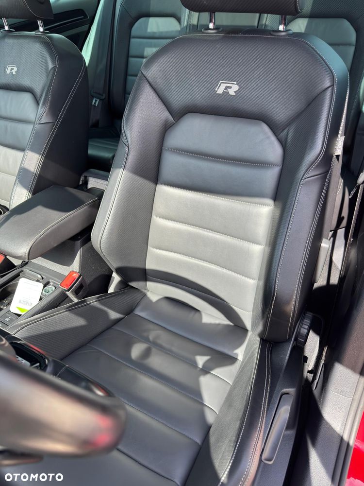 Volkswagen Golf - 17