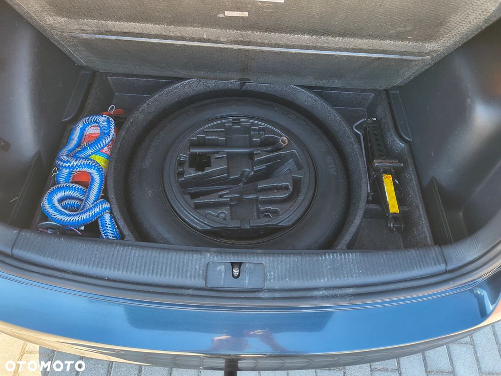 Volkswagen Golf Plus 2.0 TDI DPF Comfortline - 28