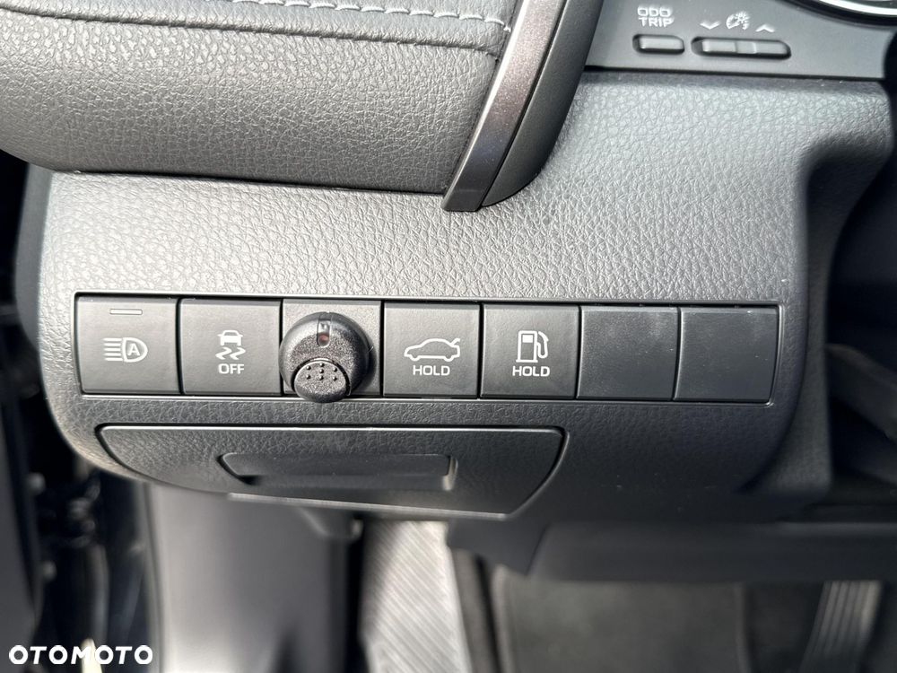 Toyota Camry 2.5 Hybrid Prestige CVT - 20