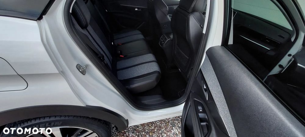 Peugeot 3008 HDi FAP 115 EGS6 Stop&Start Business-Line - 25