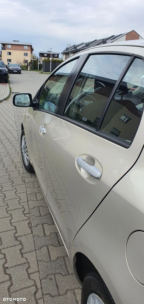 Toyota Yaris 1.33 Luna - 11