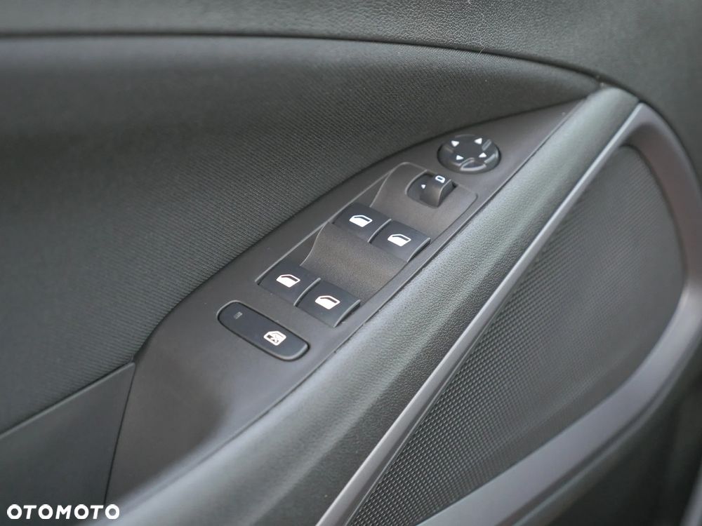 Opel Crossland X 1.2 Enjoy - 33