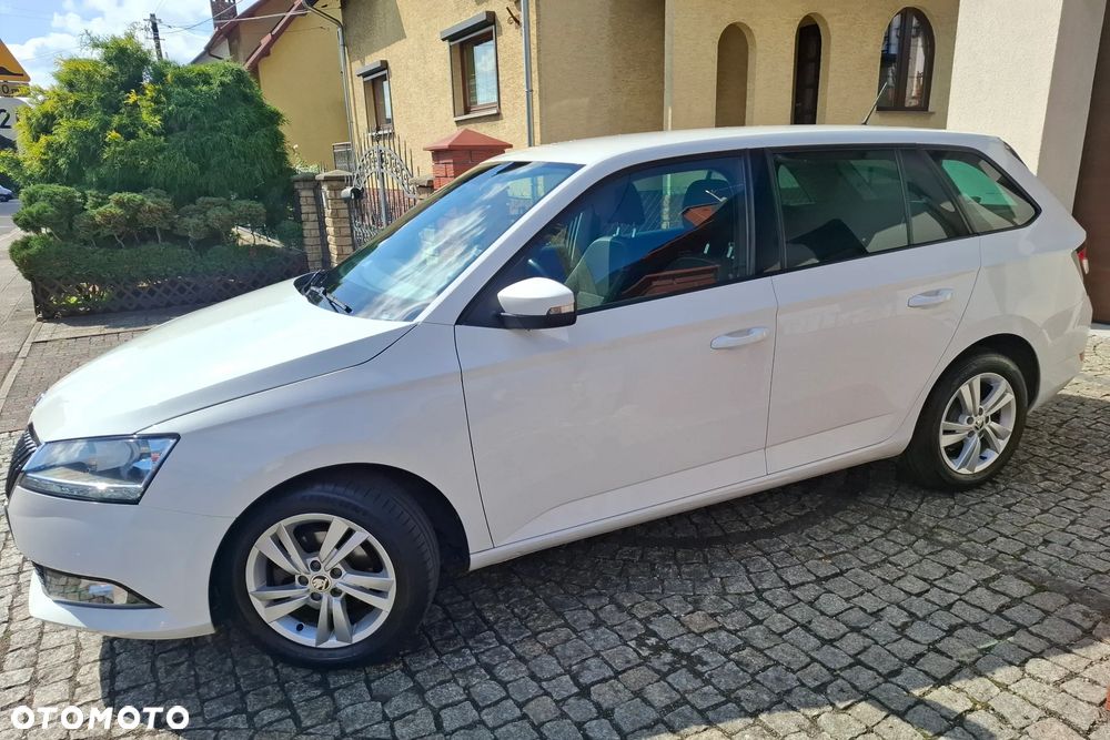 Skoda Fabia 1.0 TSI Ambition - 4