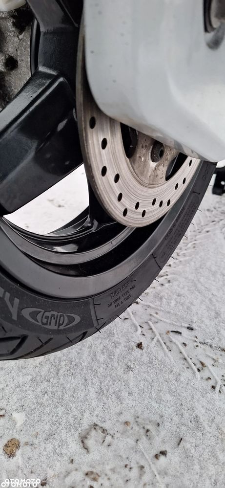 Yamaha X-max - 24