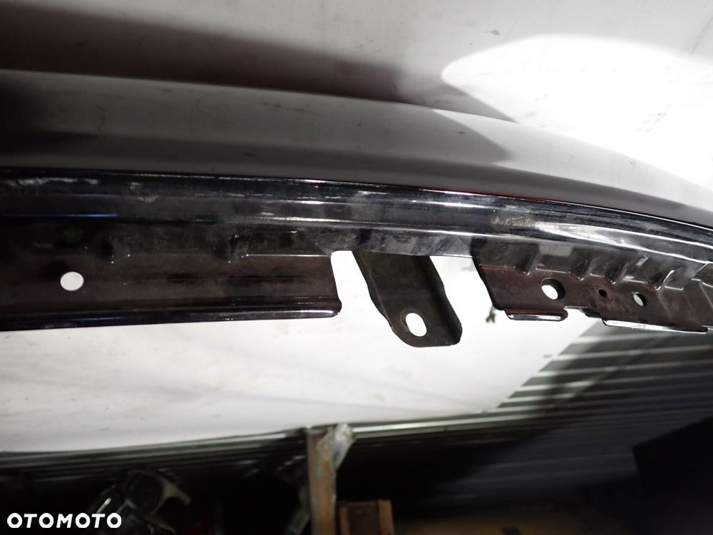 BŁOTNIK LEWY PRZEDNI INFINITI M37X KOL: GAC - 19